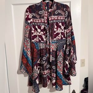 Romeo & Juliet Couture Rare 70’s Bell Sleeve Tie Front Mini Dress EUC Size M